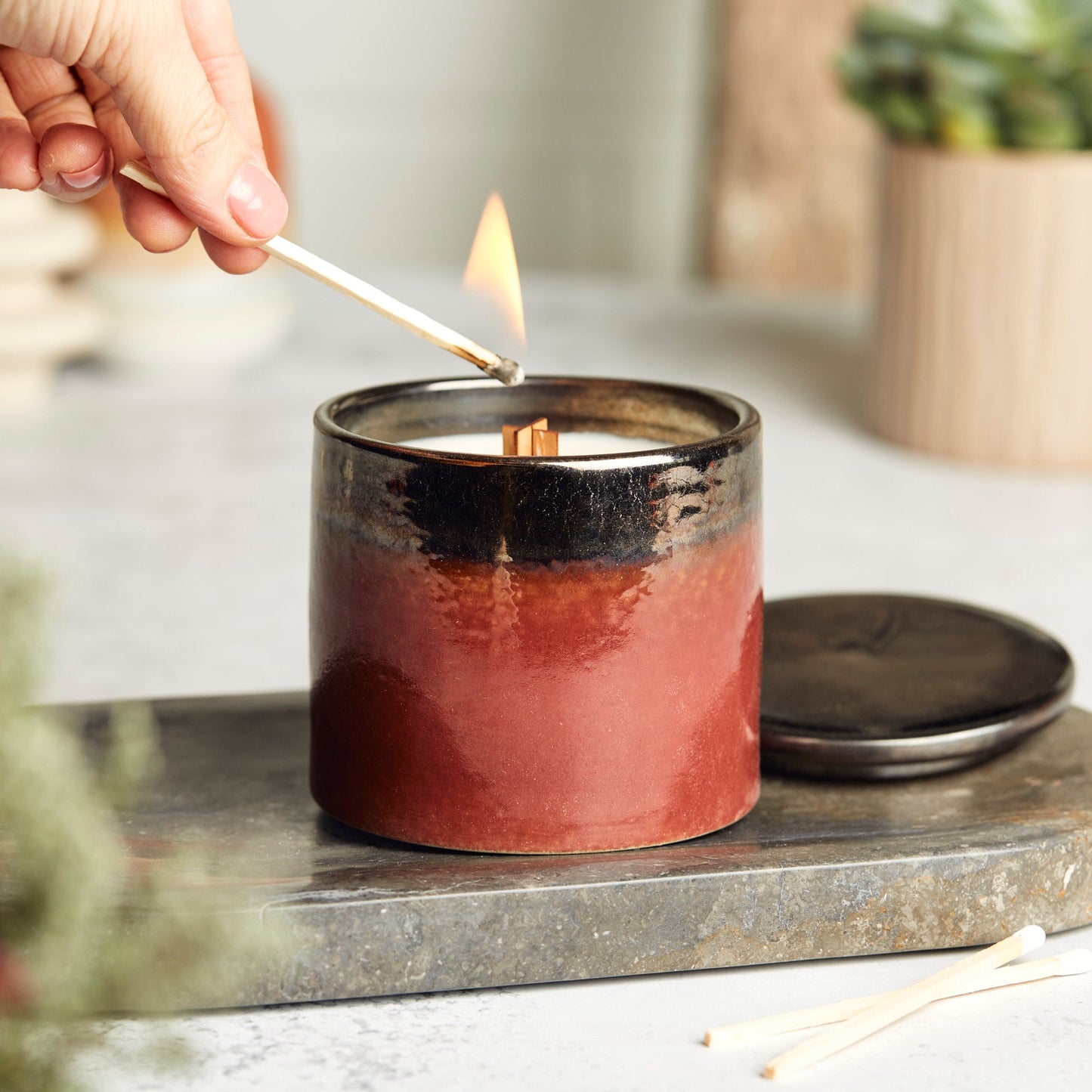 Kiln: Copper & Bronze Ceramic Candle - Pink Fizz & Polemo