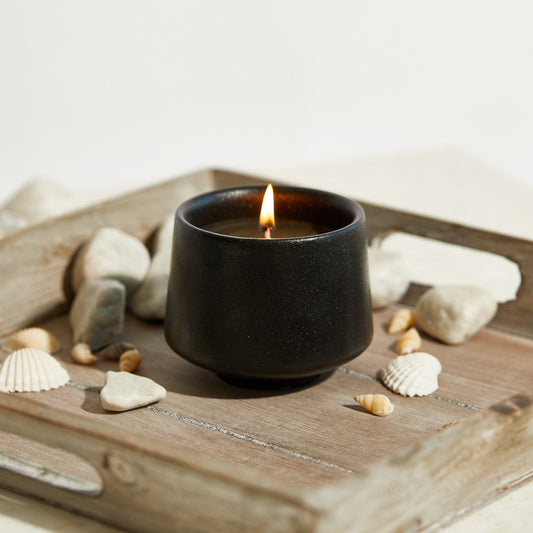 St Ives: Constantine Bay Candle - Activated Charcoal & Matcha