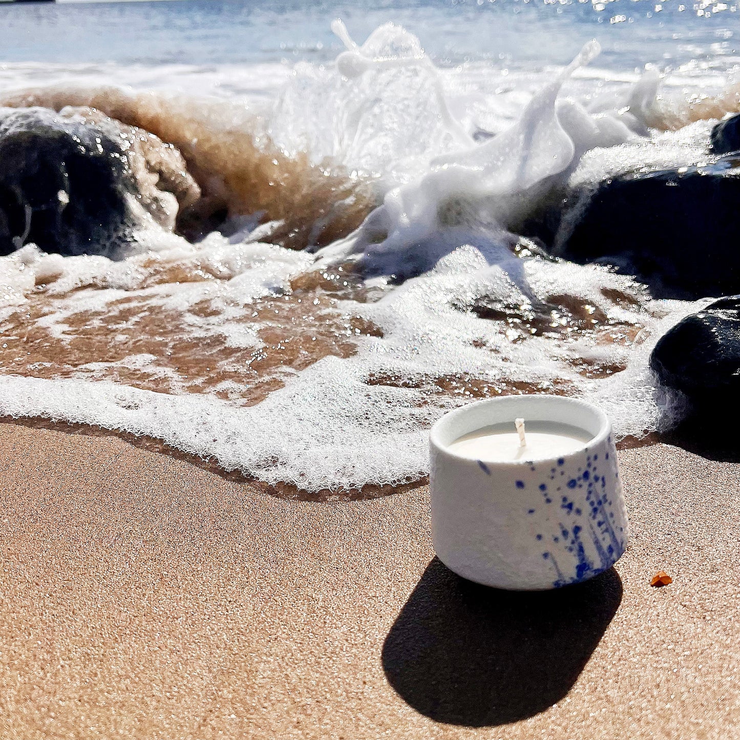 St Ives: Holywell Bay Candle - Lime, Basil & Mandarin